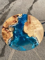 Table d'appoint de bureau en bois de noyer rond bleu avec résine époxy effet rivière océanique pour salon – Échantillon gratuit
