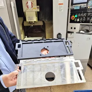 Mesin penggilingan bor CNC jendela baja nirkarat cnc bagian penggilingan dan balik layanan mesin kasus telepon aluminium