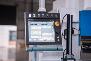 Prensa Plegadora Hidráulica CNC Sincronizada de Alta Resistencia con Herramientas de Engranajes Duraderas, Máquina Industrial <span class=keywords><strong>para</strong></span> Procesamiento de Placas de Acero Inoxidable - Product Image 5