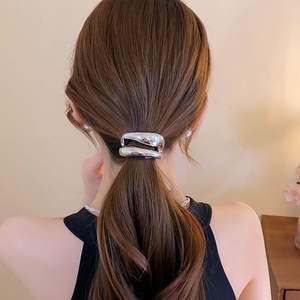 <span class=keywords><strong>Bandeau</strong></span> en métal asymétrique pour fille à la mode nouveau Style haute élasticité Durable cheveux cravate élastique queue de cheval corde à cheveux - Product Image 5