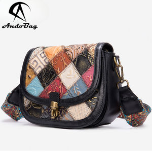 Bolso bandolera de cuero genuino AndoBag para mujer, estilo étnico, acolchado, con parches, bolso de hombro. - Product Image 1