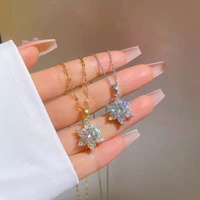 Collier pendentif hexagramme en laiton plaqué or avec zircon pour femme, collier NFC minimaliste polyvalent et brillant, idéal pour un cadeau
