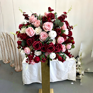 Décoration de mariage, événements, traiteur, boule de fleurs rouge, centre de table floral - Product Image 1