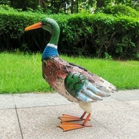 Décoration de jardin extérieure en métal en forme de canard, ornement animalier pour la maison, lumière solaire intégrée