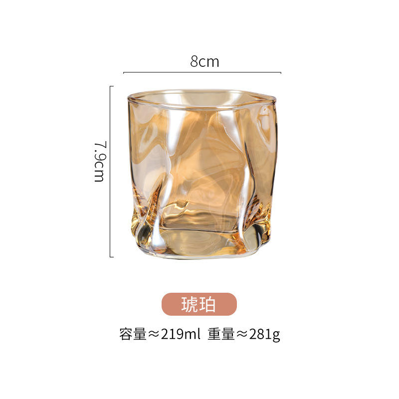 สีอำพัน