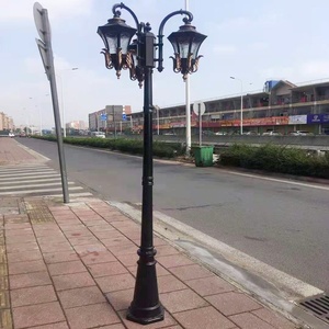 Lampadaire de jardin extérieur double lanterne LED IP66 à alimentation CA avec détecteur de mouvement, en métal, résistant aux intempéries, pour l'éclairage paysager - Product Image 6