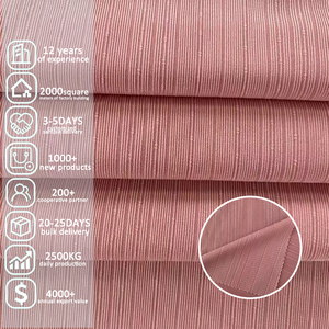 Tela Jacquard 100% Poliéster, Color Rosa, Transpirable, para Vestidos, Bolsos y Abrigos de Invierno para Niñas - Product Image 2