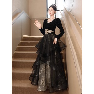 Black Evening Gown Long Sleeve Sweetheart Neckline A-Line Vintage Style Banquet Dress Women's Formal Wear - Product Image 2