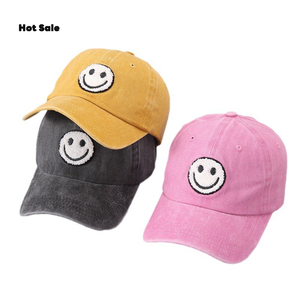 Nouveau Bonbons Couleurs Sourire Visage Serviette Broderie Casquettes De Baseball Printemps Et Automne 6 Panneau Chapeau Casquettes De Baseball - Product Image 4