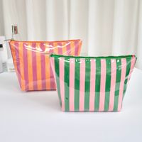 Pochette cosmétique imperméable en PVC rayé, brillante, transparente, avec fermeture éclair, grande capacité, réutilisable, pour le maquillage, les voyages, la plage et le quotidien