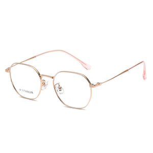 Marco <span class=keywords><strong>de</strong></span> titanio 98567 marco pequeño <span class=keywords><strong>de</strong></span> varios lados 49mm <span class=keywords><strong>de</strong></span> gama alta para hombres y mujeres <span class=keywords><strong>gafas</strong></span> <span class=keywords><strong>de</strong></span> moda personalidad <span class=keywords><strong>de</strong></span> los estudiantes - Product Image 5