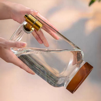 Distributeur de boissons en verre grande capacité avec couvercle en bambou et robinet en acier inoxydable pour la maison, idéal pour le thé aux fruits, le café infusé à froid, les jus et le vin