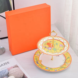 Plateau à gâteau de mariage en porcelaine osseuse à 2 étages, plateau à fruits en or - Product Image 5