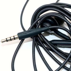 Écouteurs de haute qualité 1,2 m intra-auriculaires filaires avec micro 3,5 mm pour Samsung S8 S9 S10 - Product Image 2