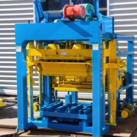 Machine à maçonnerie en béton QT4-25 pour une production efficace de blocs creux et de briques pleines, applicable au Ghana
