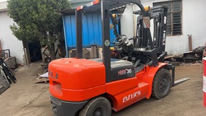 Montacargas HELI FD30 Usado de Alta Calidad con Pocas Horas de Trabajo, Montacargas Diésel de 3 Toneladas de Segunda Mano, Rendimiento Estable, Gran Oferta en Shanghái - Product Image 2