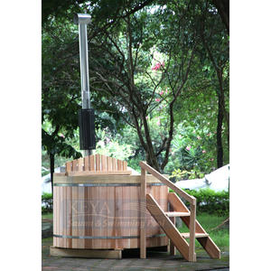 Bain à remous personnalisé en cèdre rouge 4-6 personnes Baignoire extérieure avec poêle à bois et <span class=keywords><strong>escalier</strong></span> - Product Image 1