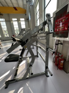 Source Usine Intérieur Dezhou Fitness Sport Équipement Près De Moi Iso-Latéral Superincliné Presse Pour <span class=keywords><strong>Centre</strong></span> De Gymnase - Product Image 2