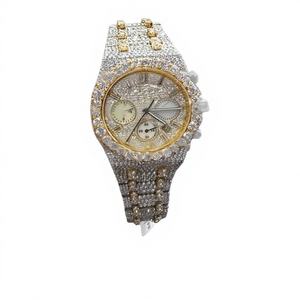 Montre pour homme avec cadran rond en moissanite VVS1, bracelet en acier inoxydable et moissanite, résistance à l'eau de 10 bars, fermoir de bracelet - Product Image 1