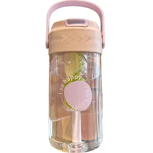 Bottiglia d'acqua in plastica Sippy portatile trasparente di grande capacità da 600ml 800ml con infusore 3D Sticker