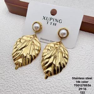 <span class=keywords><strong>Pendientes</strong></span> Grandes de Acero Inoxidable Xuping Jewelry al por Mayor, Chapados en Oro de 14K, con Diseño de Flor/Hoja/Corazón y Perlas de Imitación para Mujer - Product Image 5