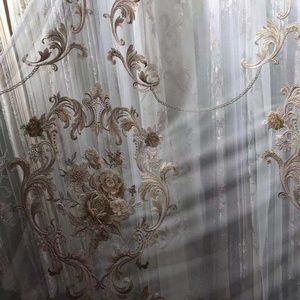 Rideau <span class=keywords><strong>en</strong></span> tissu <span class=keywords><strong>organza</strong></span> brodé de fleurs - Product Image 3