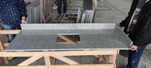 100% prodotto in cambogia in pietra di granito naturale <span class=keywords><strong>piani</strong></span> di lavoro Pre taglio <span class=keywords><strong>per</strong></span> cucina piano di lavoro da banco in granito <span class=keywords><strong>per</strong></span> cucina - Product Image 3