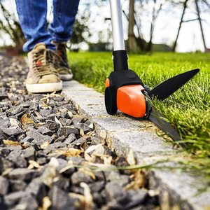 Decespugliatore da Giardino con Manico da 130 cm, Impugnatura Ergonomica e Ruote con Testa Rotante per la Cura del Giardino - Product Image 6