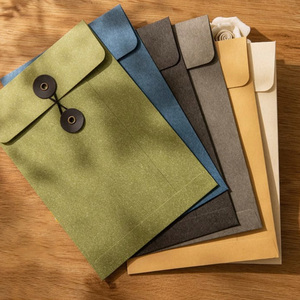 Enveloppes cadeaux en papier kraft avec logo personnalisé, fermeture à cordon, fermoir vintage, lamination colorée, sacs imprimés pour documents - Product Image 1