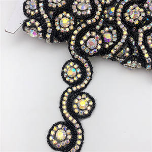 Adornos de encaje de tul bordado con cuentas, lentejuelas, cristales, diamantes de imitación y flecos para vestidos de novia - Organza elegante - Product Image 2