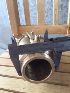 Válvula de cobre para control de descarga de pintura - Product Image 3