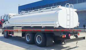 ISUZU 300HP FVZ 15Tons Camión de <span class=keywords><strong>agua</strong></span> <span class=keywords><strong>potable</strong></span> 15000 litros Camión <span class=keywords><strong>cisterna</strong></span> de <span class=keywords><strong>agua</strong></span> <span class=keywords><strong>potable</strong></span> SS 304-2B <span class=keywords><strong>Cisterna</strong></span> - Product Image 3