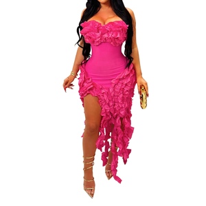 ชุดเดรสผู้หญิงแบบมีระบาย แต่งต่างหูไม้ ดีไซน์เซ็กซี่ ทรงเข้ารูป แฟชั่น - Product Image 6