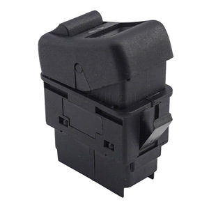 สวิตช์กระจกไฟฟ้ารถบรรทุกวอลโว่ 8157753 ชุดควบคุมไฟฟ้าเดี่ยว 12V - Product Image 1