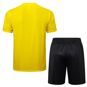 2025 Nueva camiseta de fútbol europeo Italia camiseta de fútbol personalizada para hombres adultos Kit de camiseta de fútbol - Product Image 6