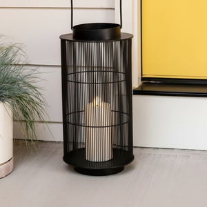 Linterna de alambre de hierro Vintage para mesita de noche de dormitorio que agrega brillo suave y acento decorativo para un ambiente de sueño relajante - Product Image 1