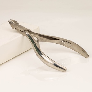 6.5mm Cutting Mouth Silver Jaw 16 Professional Manicure <strong>Cutter</strong> Clipper <strong>Cutticle</strong> Tweezers Nail Cuticle Nipper Stainless Steel - Product Image 2