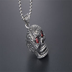 Colgante de acero inoxidable 316L personalizado para hombre vintage con ojos de circón rojo collar de calavera - Product Image 4