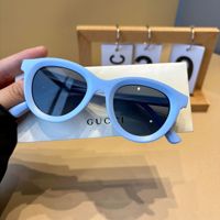 Monture œil de chat couleur bonbon verres polarisés anti-UV lunettes rondes pour enfants montures de lunettes de soleil légères PC
