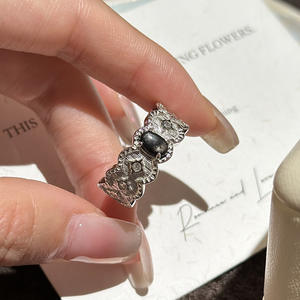 Anillo Abierto de Plata de Ley S925 con Incrustaciones de Piedras Doradas, Diseño Simple y Moderno, Estilo Medieval Vintage de Corte, Alas - Product Image 4