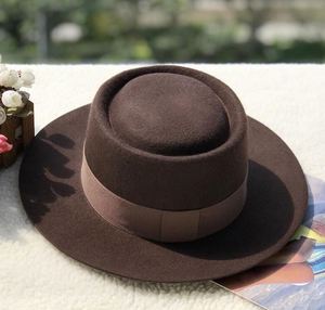 หมวกเฟโดราทรงแบนปีกกว้าง รุ่น LM0329A ขายส่ง แฟชั่นใหม่ ทำจากผ้าขนสัตว์ ทรงมงกุฎ เหมาะสำหรับทั้งชายและหญิง สวมใส่ในโอกาสทางการ - Product Image 5