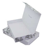 Boîte de rangement rigide de luxe, grande, blanche mate, beige, recyclable, en forme de livre, avec fermeture magnétique, doublure en éponge, emballage personnalisé pour appareil photo