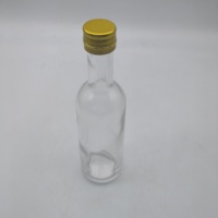Diskon besar 2oz kaca bening botol leher panjang 60ml kapasitas tutup sekrup segel untuk buatan rumah minyak esensial penyebar wangi dipoles