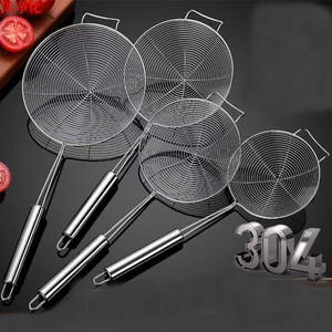 18 # Grande passoire de cuisine en acier inoxydable Passoire en métal domestique <span class=keywords><strong>Filet</strong></span> filtrant <span class=keywords><strong>pour</strong></span> boulettes <span class=keywords><strong>Panier</strong></span> d'égouttage <span class=keywords><strong>pour</strong></span> marmite frite - Product Image 6
