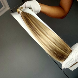 จัสมินบิวตี้ ขายส่งผมยุโรป เคราตินต่อผมแบบ Pre-Bonded ผมแท้แบบแบนและแบบ U Tip เวอร์จิ้น ดับเบิ้ลดรอน สำหรับถักเปีย - Product Image 1