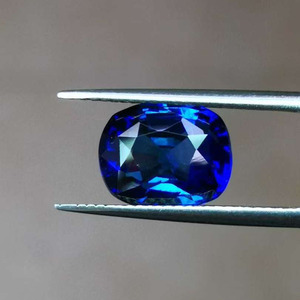 Zafiro azul real natural de Sri Lanka de 4.12 quilates, certificado por AIGS, corte cojín, piedra suelta de 10.35*8.27 mm para engaste en joyería. - Product Image 6