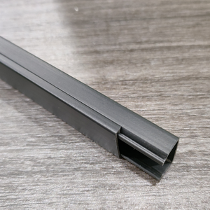 Cavo in <span class=keywords><strong>PVC</strong></span> nero <span class=keywords><strong>Trunking</strong></span> Upvc canali di cablaggio sistema di gestione dei cavi - Product Image 2
