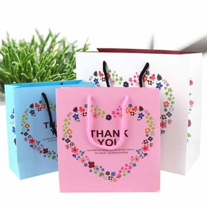 Hot bán tùy chỉnh sang trọng cảm ơn bạn Giấy Màu Hồng Túi hàng tạp hóa quần áo Boutique Bao bì Matte Túi giấy tùy chỉnh với logo - Product Image 2