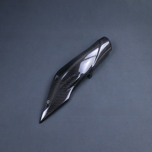 Panneau d'admission d'air latéral droit en fibre de carbone sèche de haute qualité pour moto <span class=keywords><strong>BMW</strong></span> R <span class=keywords><strong>NINE</strong></span> <span class=keywords><strong>T</strong></span> - Product Image 6