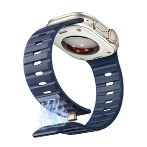Bracelet en silicone respirant et anti-transpiration à boucle pression, style sport et mode, pour montres connectées Apple Watch Series 10, 9, 8 – Qualité d'origine usine - Product Image 4